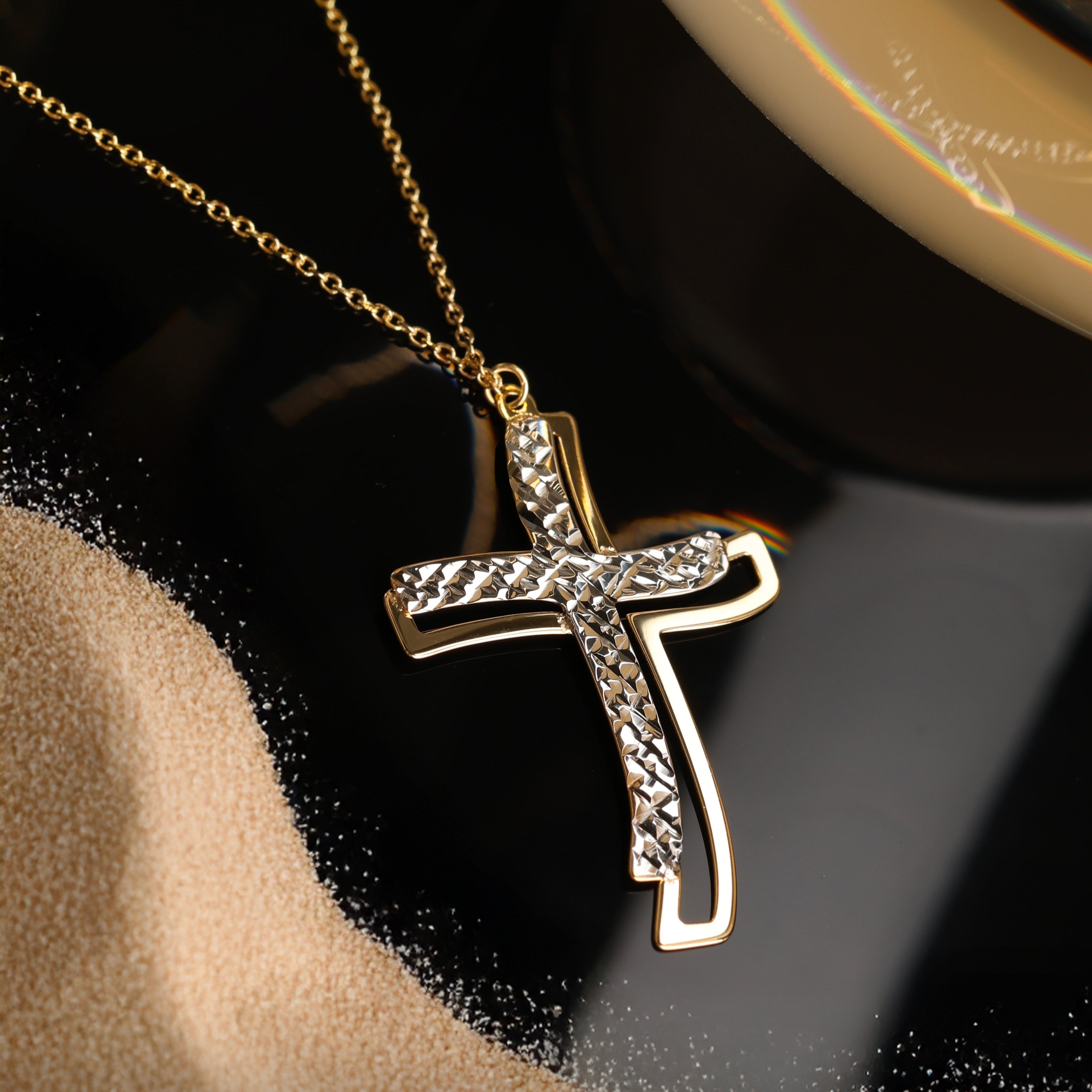 Collana da Donna con Croce Collezione Corpus Lux