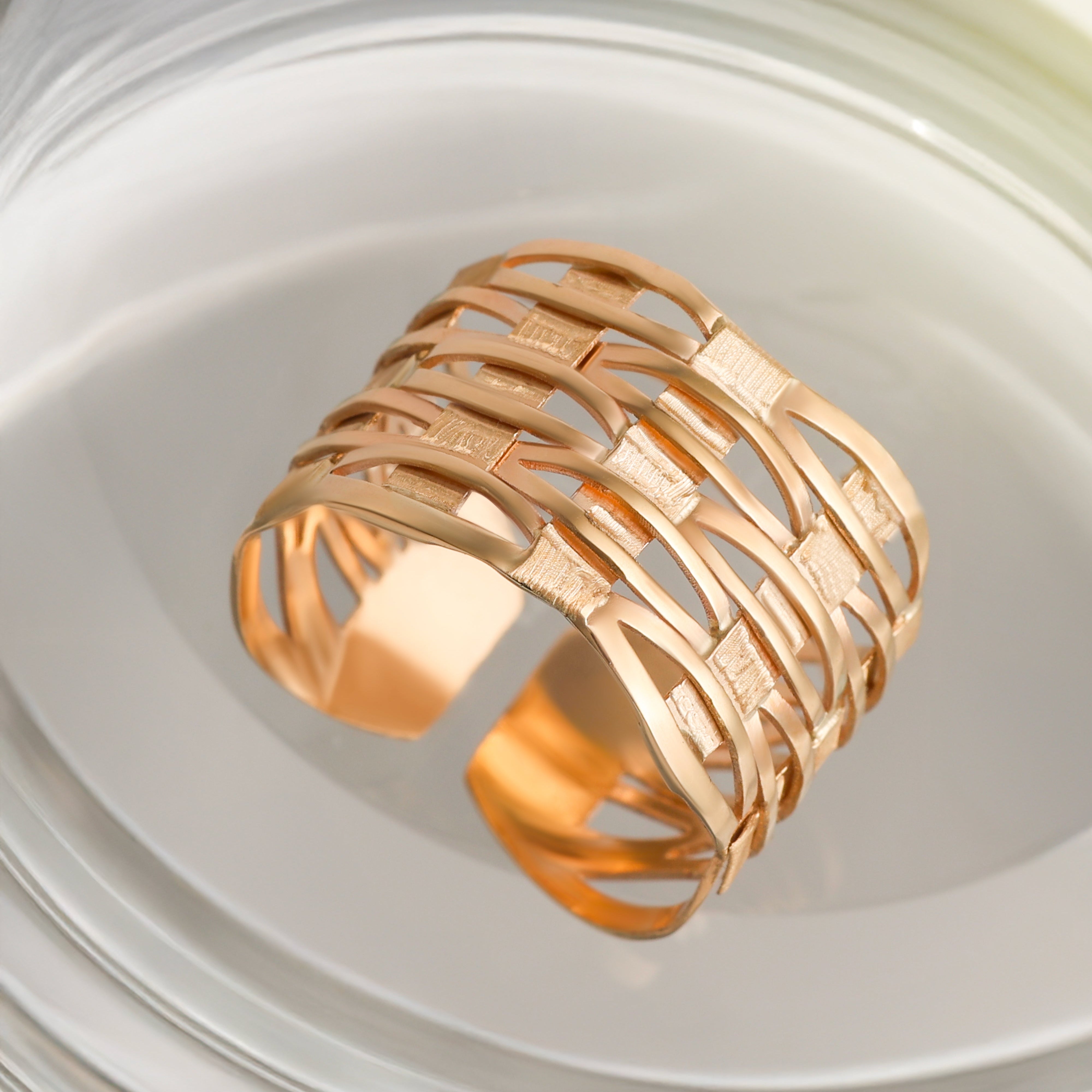 Anello da Donna a fascia traforata regolabile