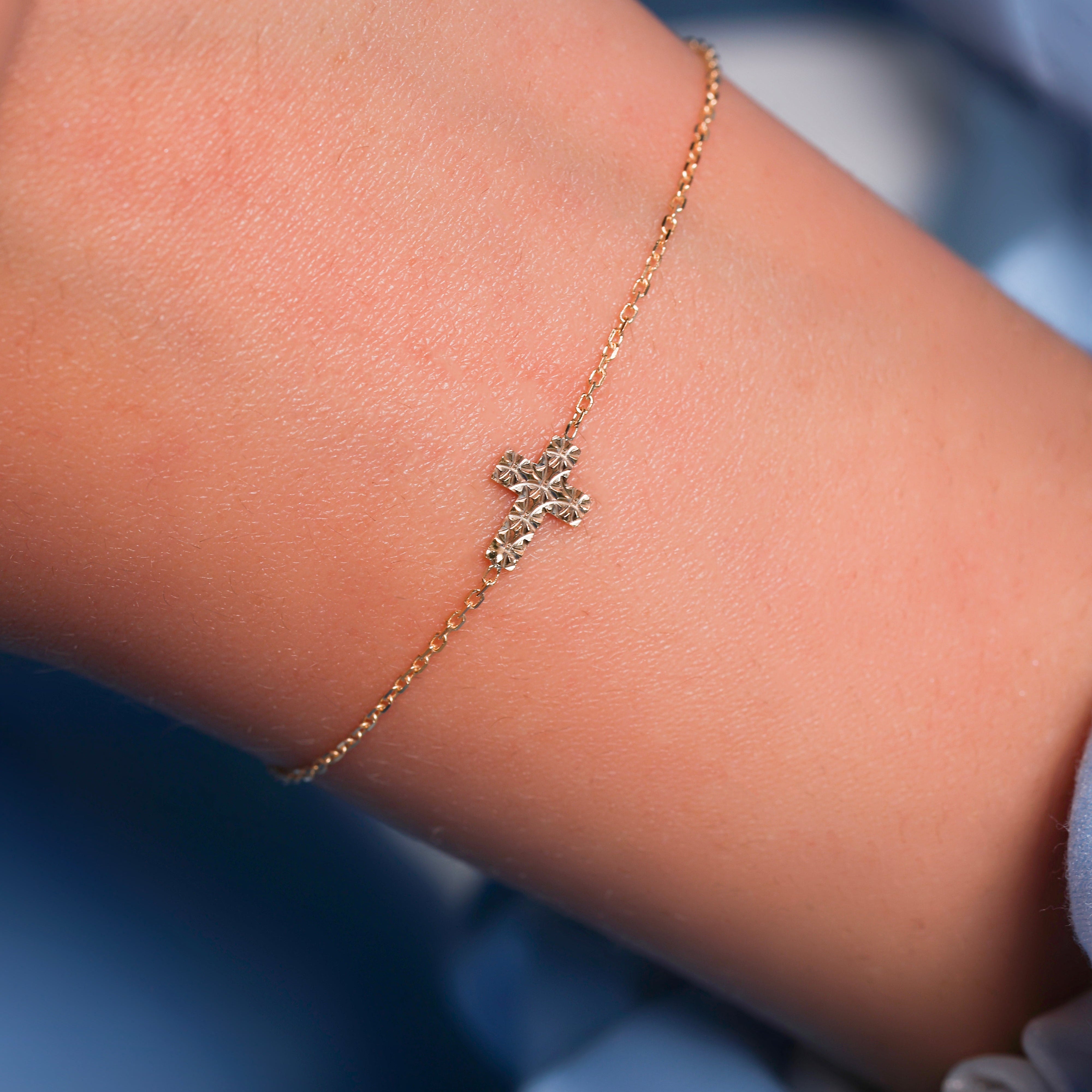 Bracciale Baby con croce diamantata