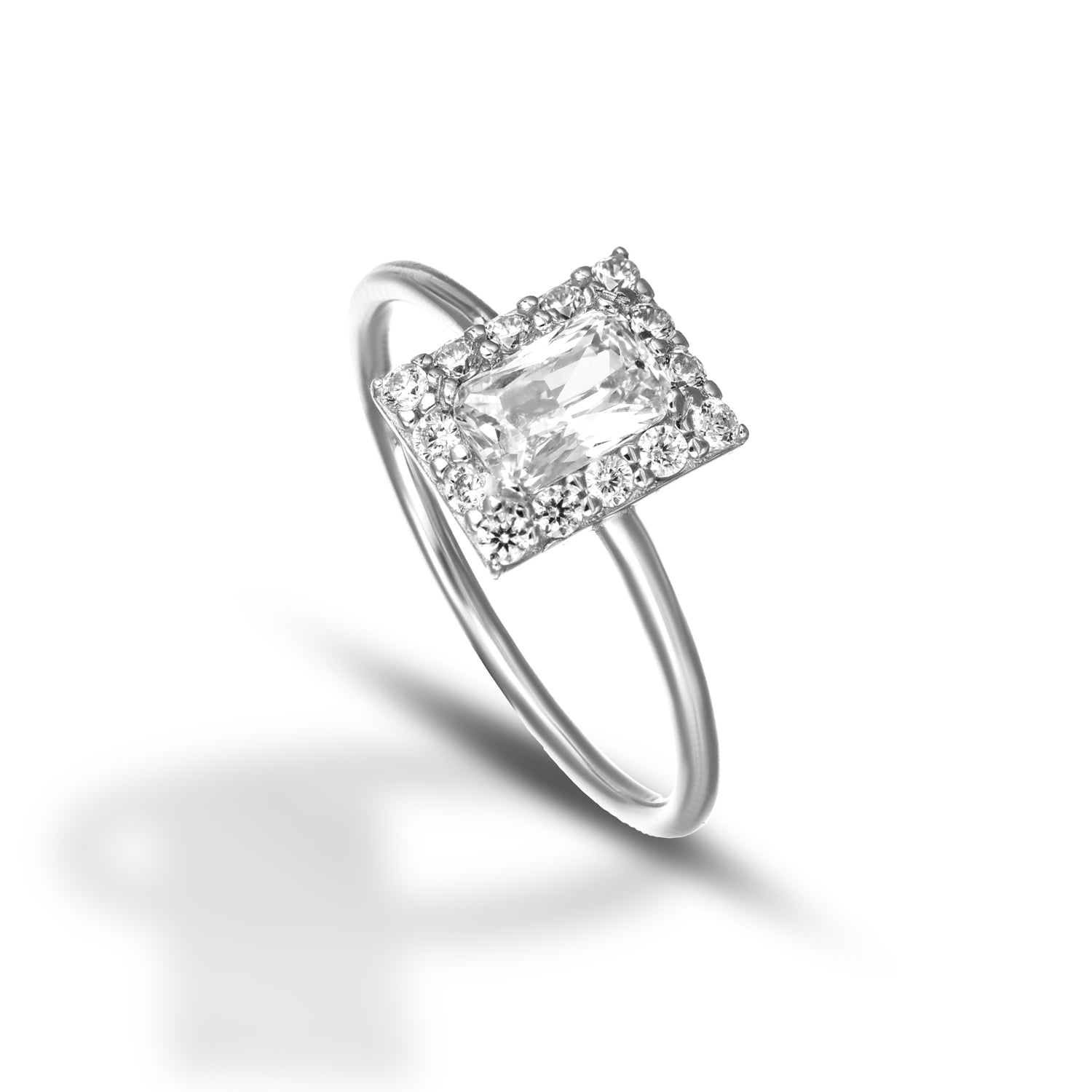 Anello da Donna con Swarovski taglio baguette contornato