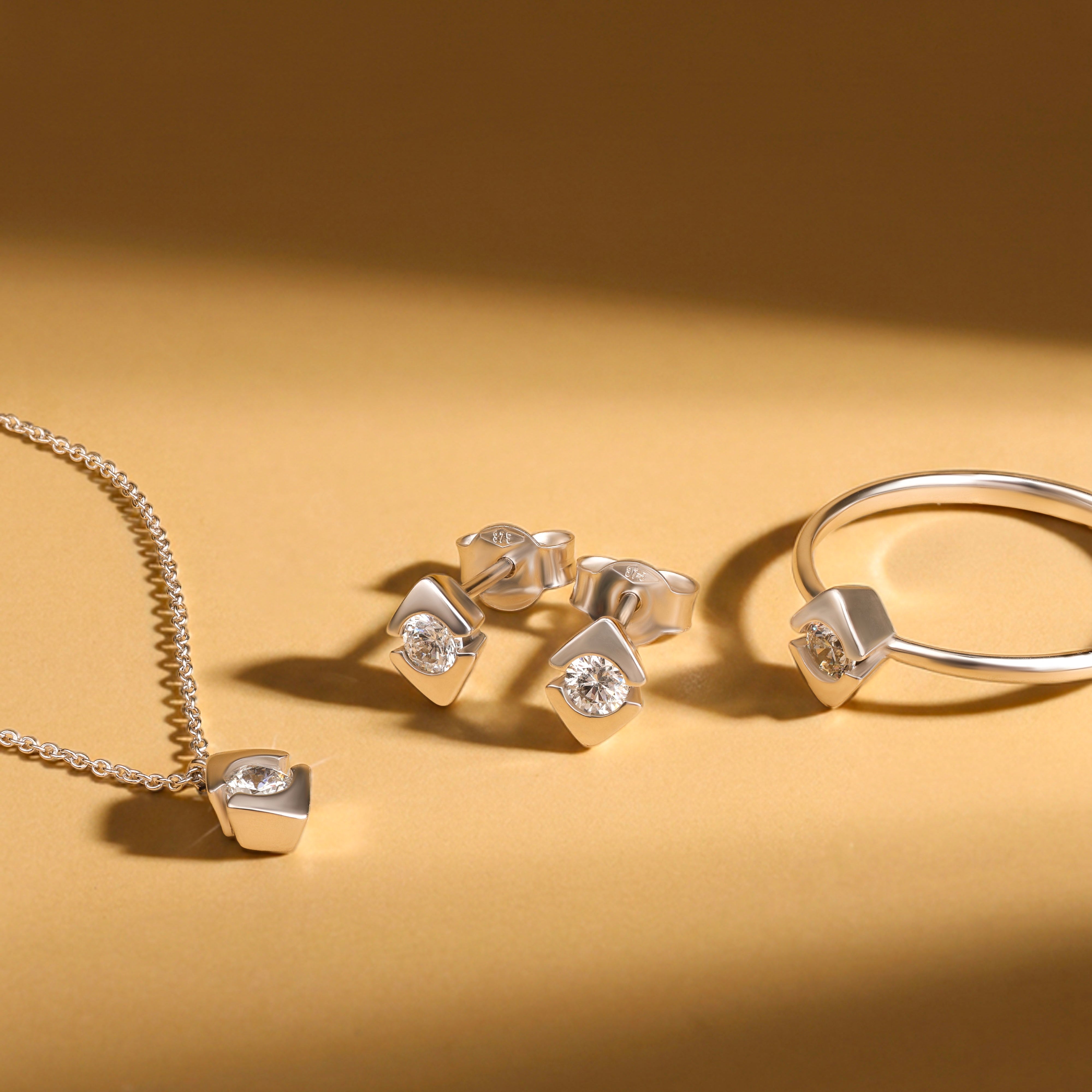 Orecchini Punto Luce Collezione Secret