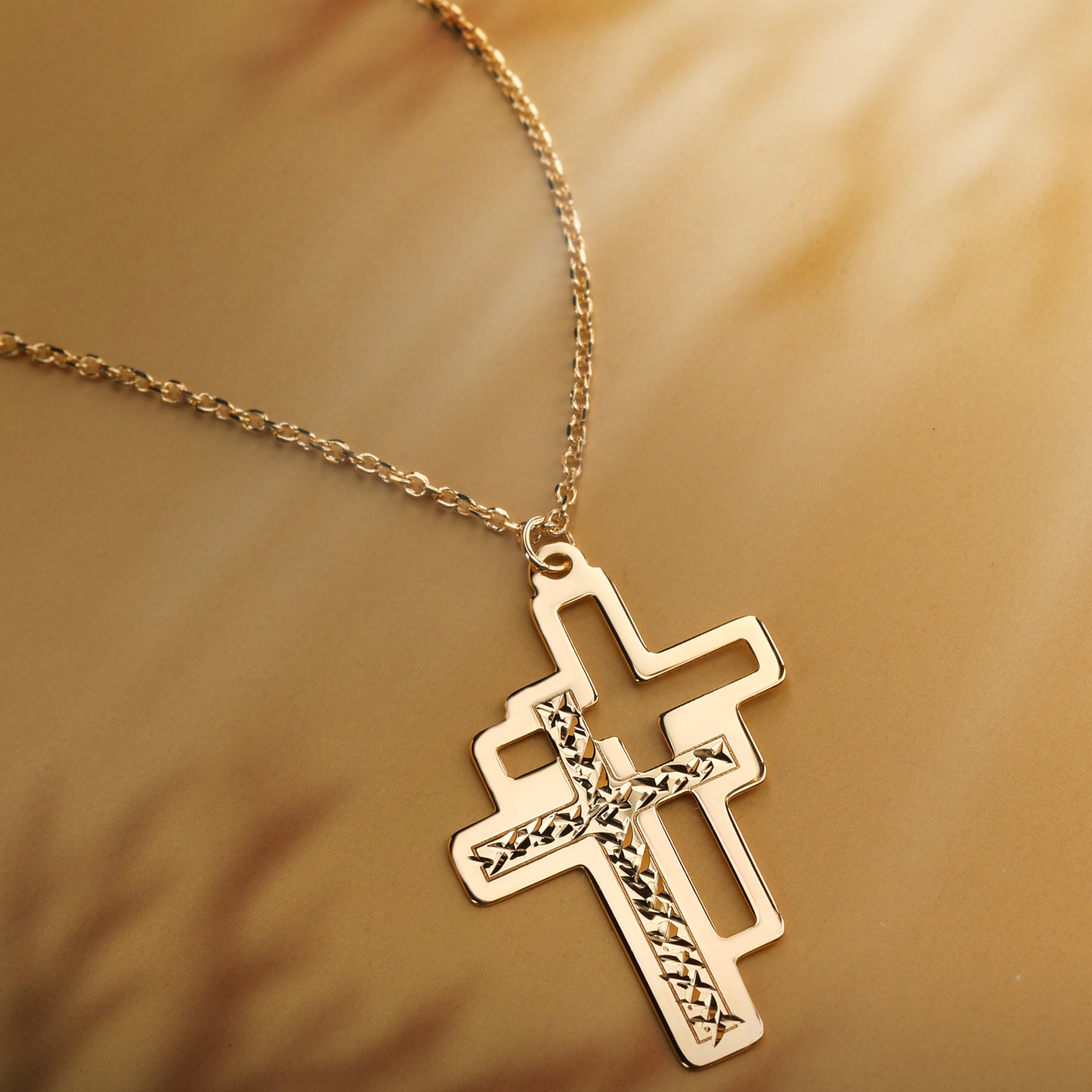 Collana da Uomo con Croce Collezione Corpus Lux