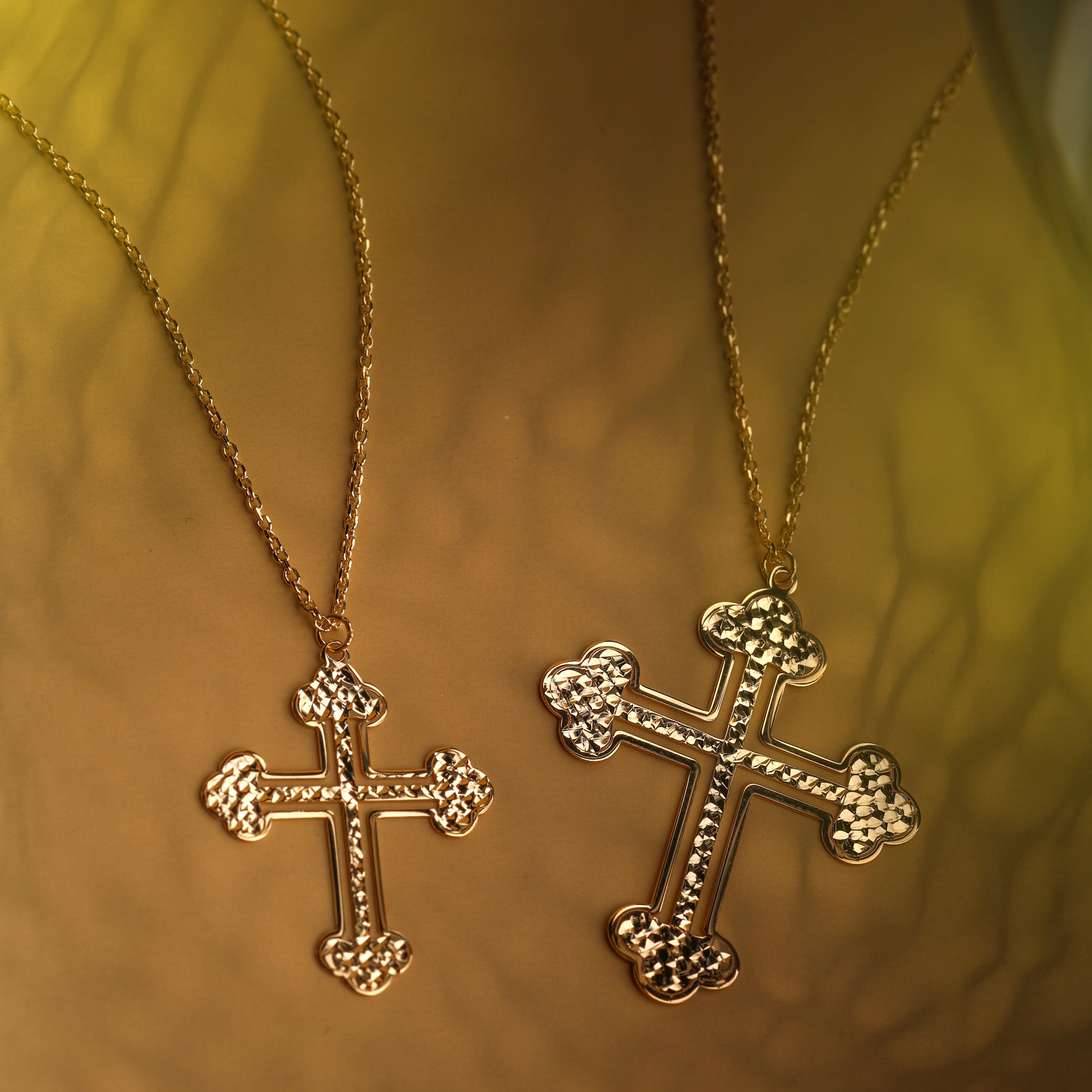 Collana da Uomo con Croce Collezione Corpus Lux