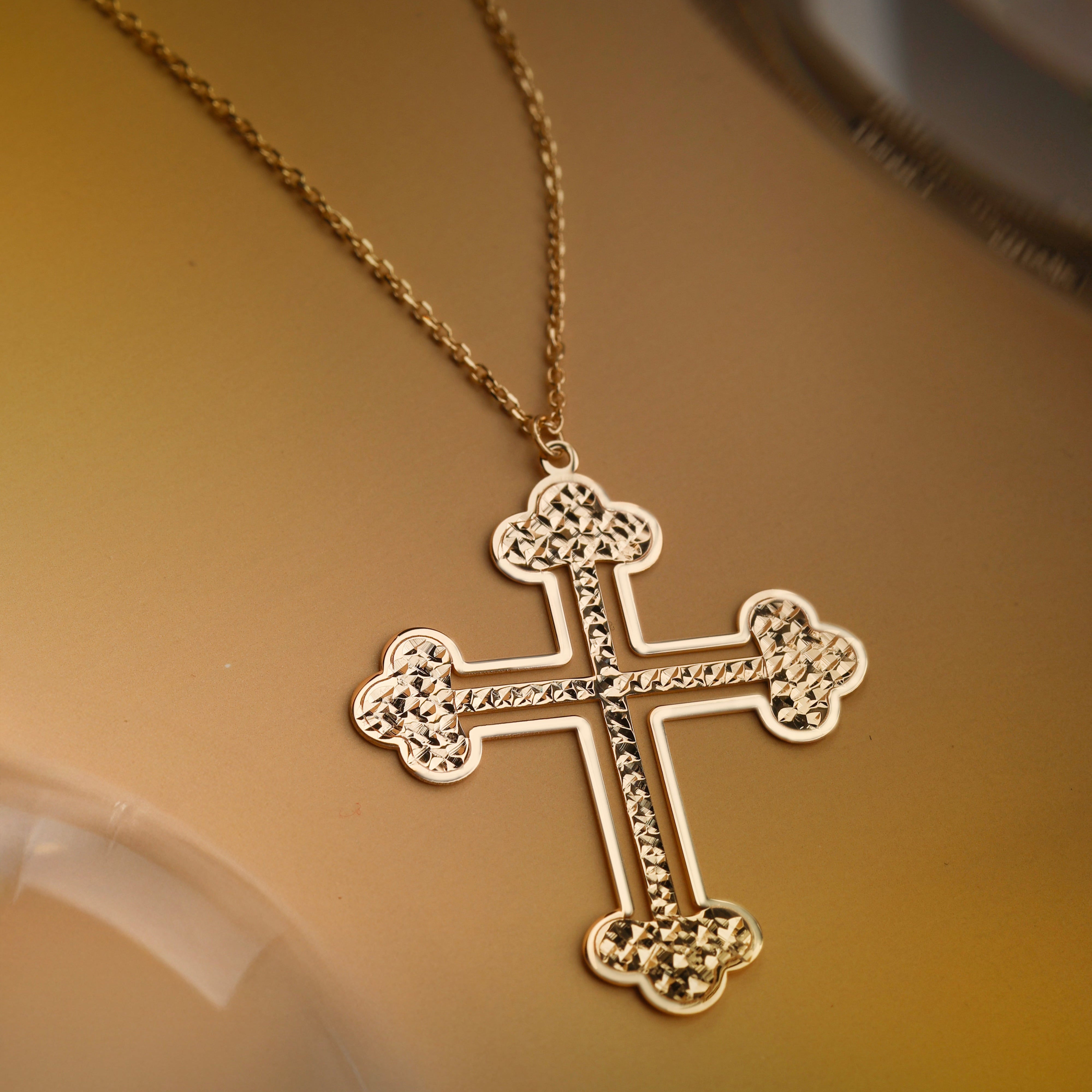 Collana da Uomo con Croce Collezione Corpus Lux