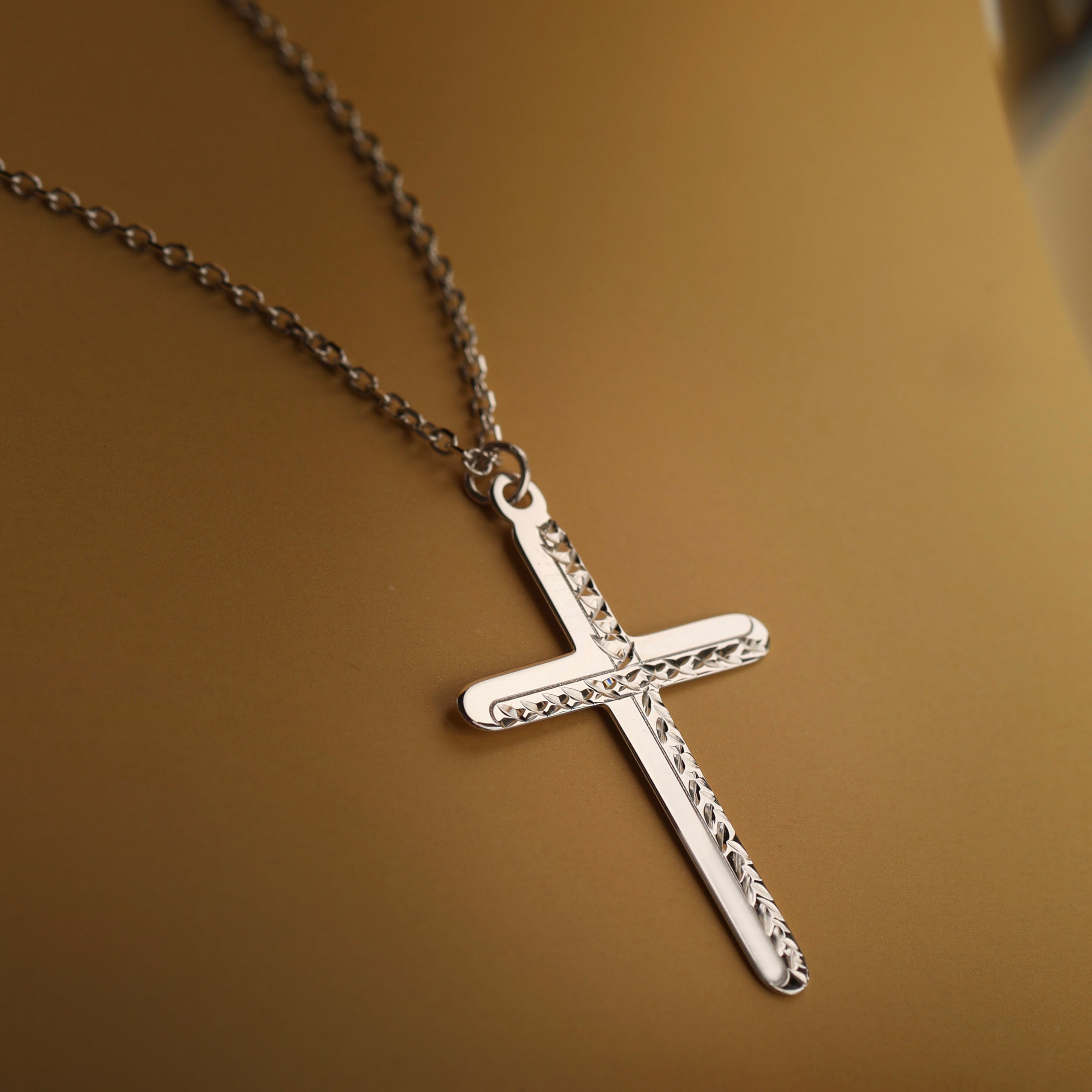 Collana da Uomo e da Donna con Croce Collezione Corpus Lux