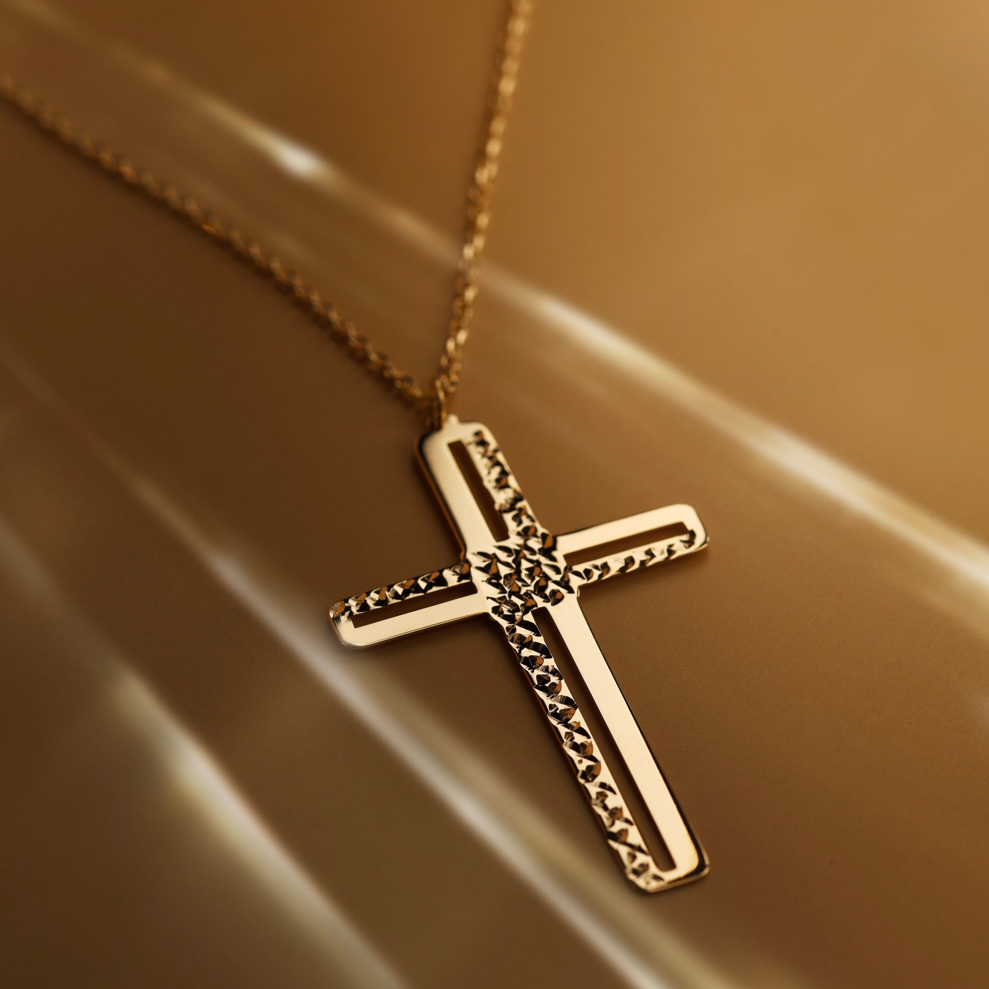 Collana da Uomo e da Donna con Croce Collezione Corpus Lux